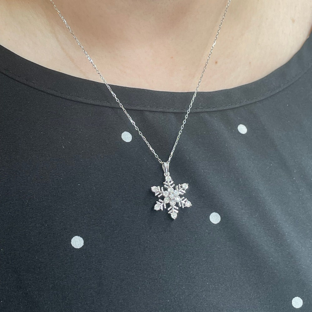Tiffany & Co Silver Snowflake Snow Flake Necklace - EXCELLENT Condition! |  eBay